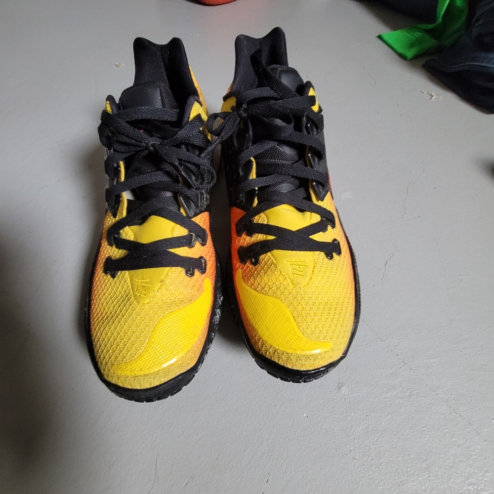 Mens KY Nike